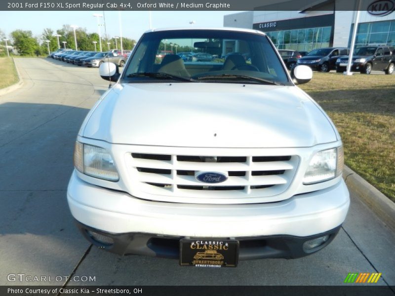 Oxford White / Medium Graphite 2001 Ford F150 XL Sport Regular Cab 4x4