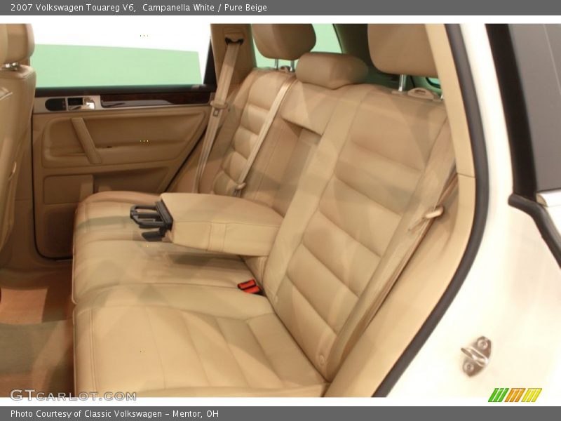 Campanella White / Pure Beige 2007 Volkswagen Touareg V6