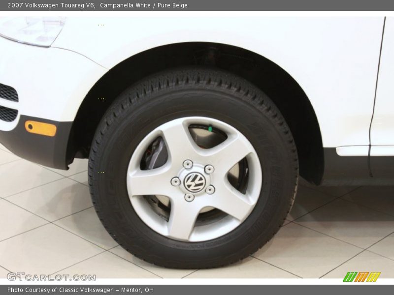 Campanella White / Pure Beige 2007 Volkswagen Touareg V6