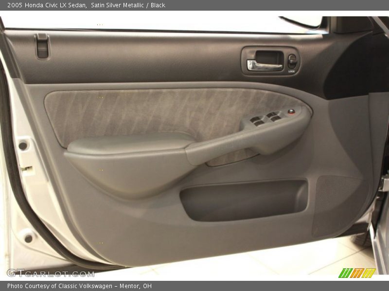 Satin Silver Metallic / Black 2005 Honda Civic LX Sedan
