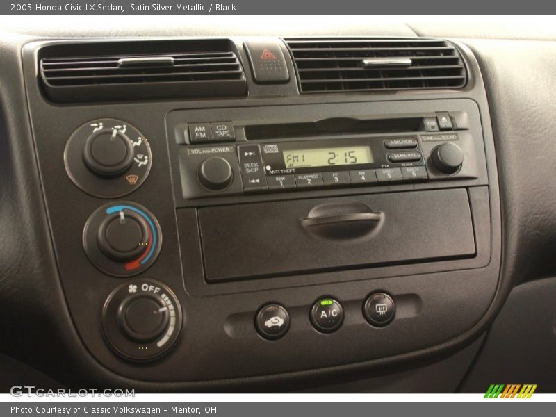 Satin Silver Metallic / Black 2005 Honda Civic LX Sedan