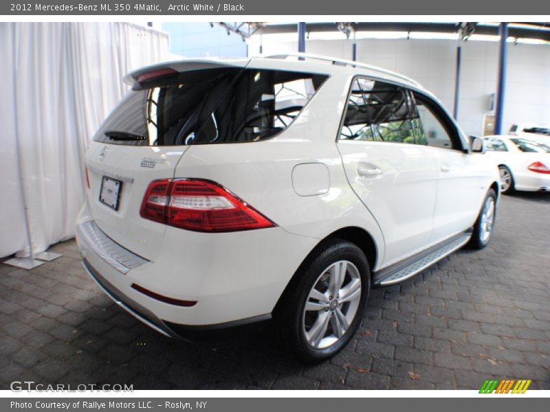 Arctic White / Black 2012 Mercedes-Benz ML 350 4Matic
