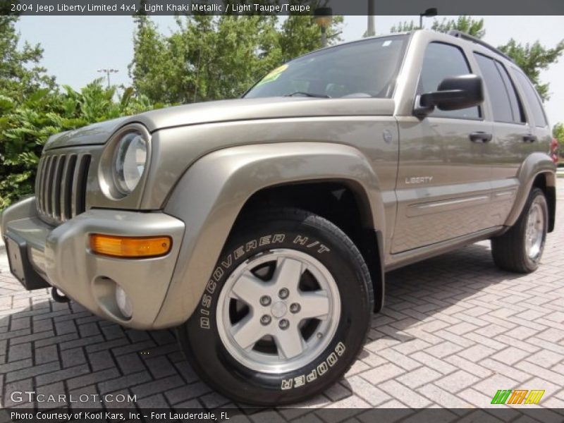 Light Khaki Metallic / Light Taupe/Taupe 2004 Jeep Liberty Limited 4x4