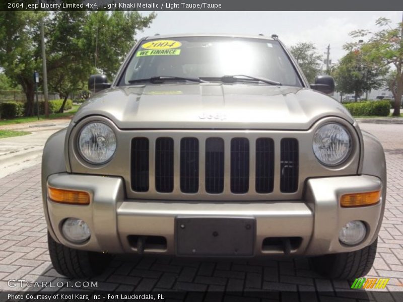 Light Khaki Metallic / Light Taupe/Taupe 2004 Jeep Liberty Limited 4x4