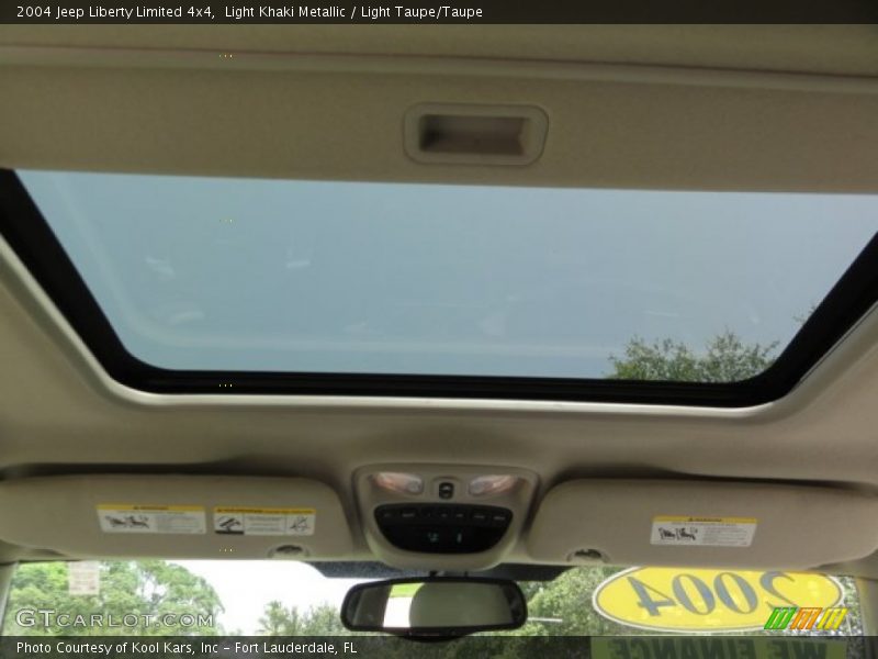 Light Khaki Metallic / Light Taupe/Taupe 2004 Jeep Liberty Limited 4x4
