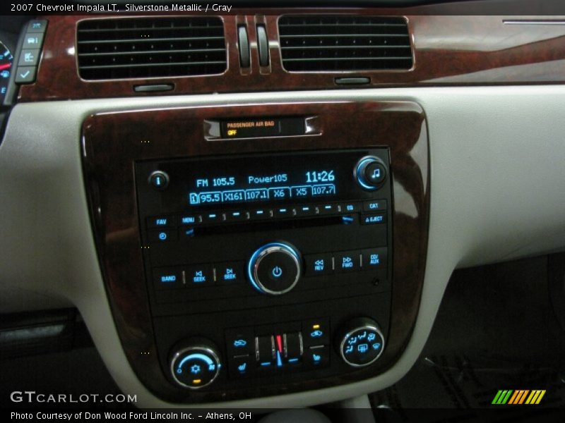 Controls of 2007 Impala LT