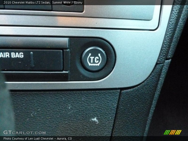 Summit White / Ebony 2010 Chevrolet Malibu LTZ Sedan