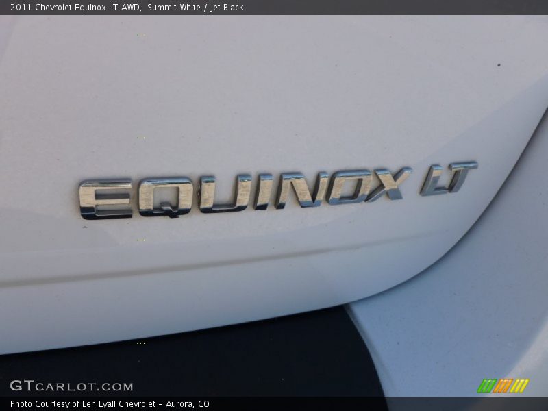 Summit White / Jet Black 2011 Chevrolet Equinox LT AWD