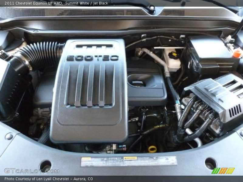 Summit White / Jet Black 2011 Chevrolet Equinox LT AWD
