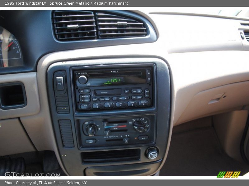 Spruce Green Metallic / Medium Parchment 1999 Ford Windstar LX