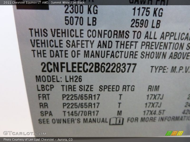 Summit White / Jet Black 2011 Chevrolet Equinox LT AWD