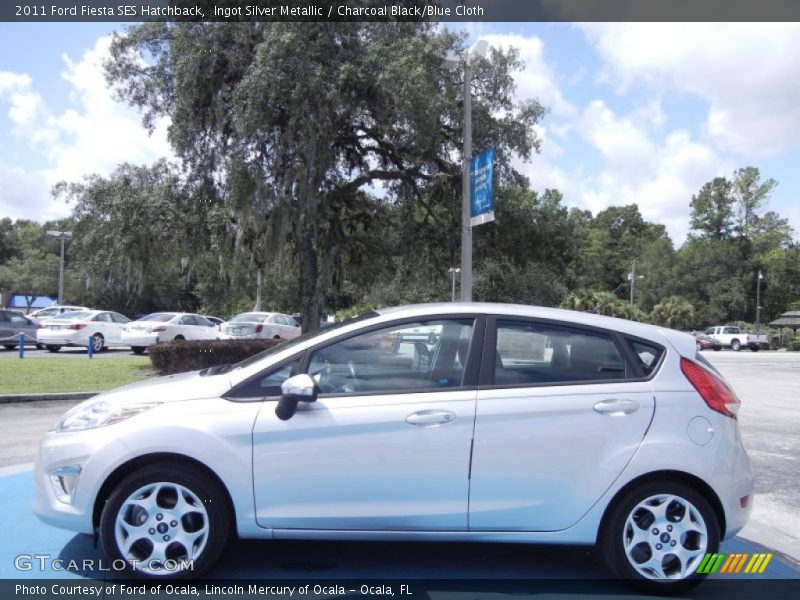 Ingot Silver Metallic / Charcoal Black/Blue Cloth 2011 Ford Fiesta SES Hatchback