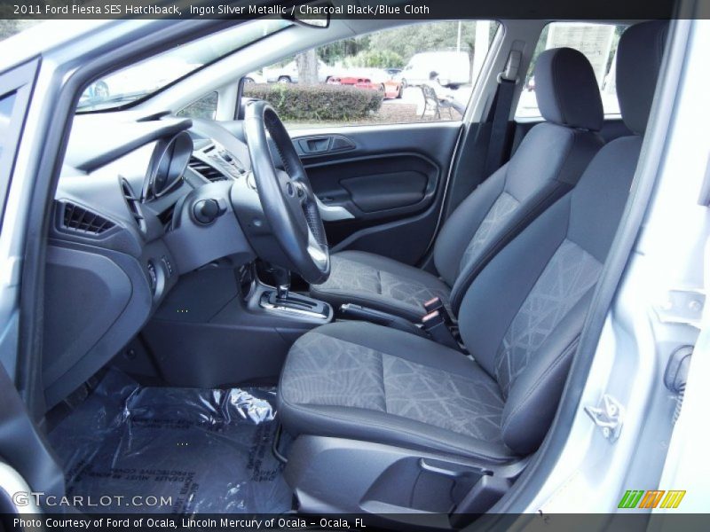 Ingot Silver Metallic / Charcoal Black/Blue Cloth 2011 Ford Fiesta SES Hatchback