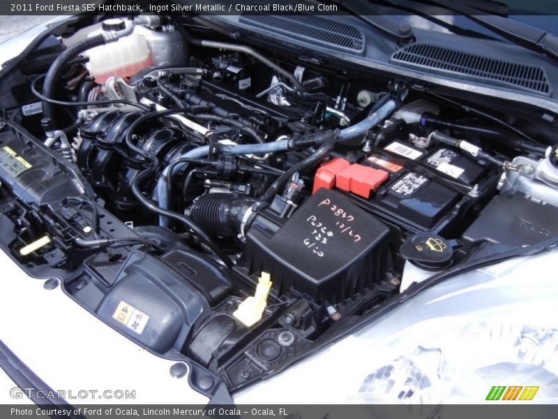 Ingot Silver Metallic / Charcoal Black/Blue Cloth 2011 Ford Fiesta SES Hatchback