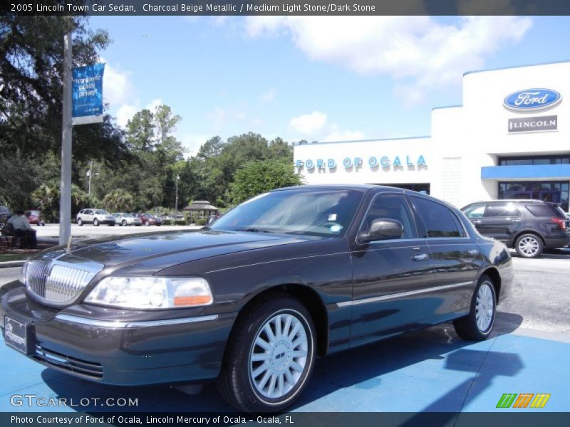 Charcoal Beige Metallic / Medium Light Stone/Dark Stone 2005 Lincoln Town Car Sedan