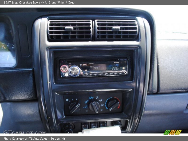 Stone White / Grey 1997 Jeep Cherokee Sport 4x4