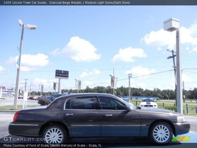 Charcoal Beige Metallic / Medium Light Stone/Dark Stone 2005 Lincoln Town Car Sedan