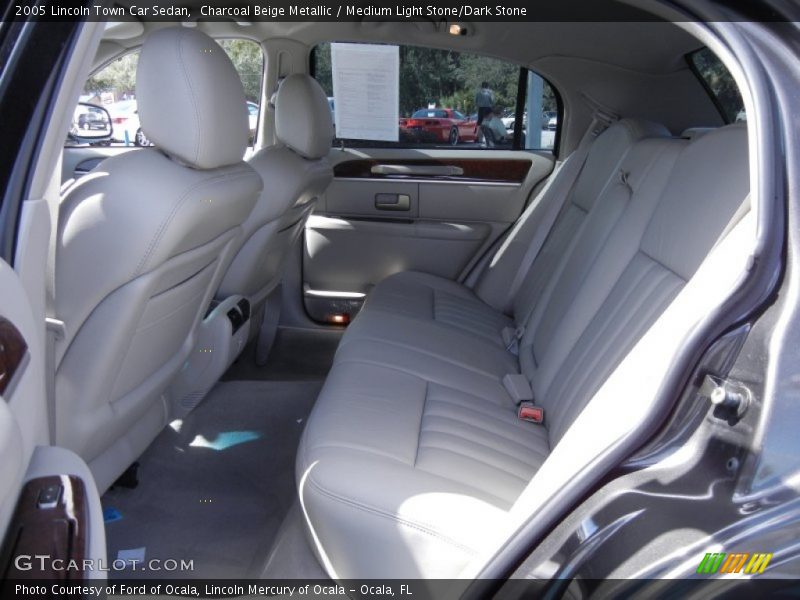 Charcoal Beige Metallic / Medium Light Stone/Dark Stone 2005 Lincoln Town Car Sedan