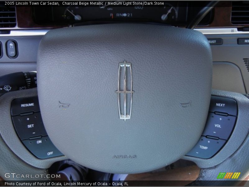 Charcoal Beige Metallic / Medium Light Stone/Dark Stone 2005 Lincoln Town Car Sedan
