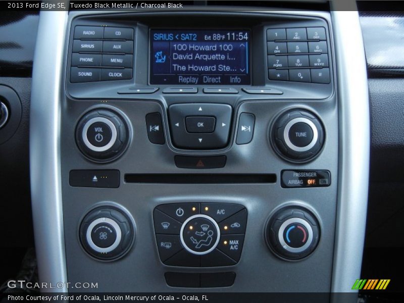 Tuxedo Black Metallic / Charcoal Black 2013 Ford Edge SE
