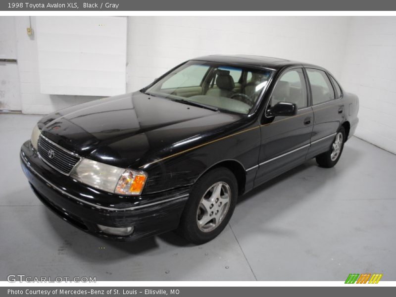 Black / Gray 1998 Toyota Avalon XLS