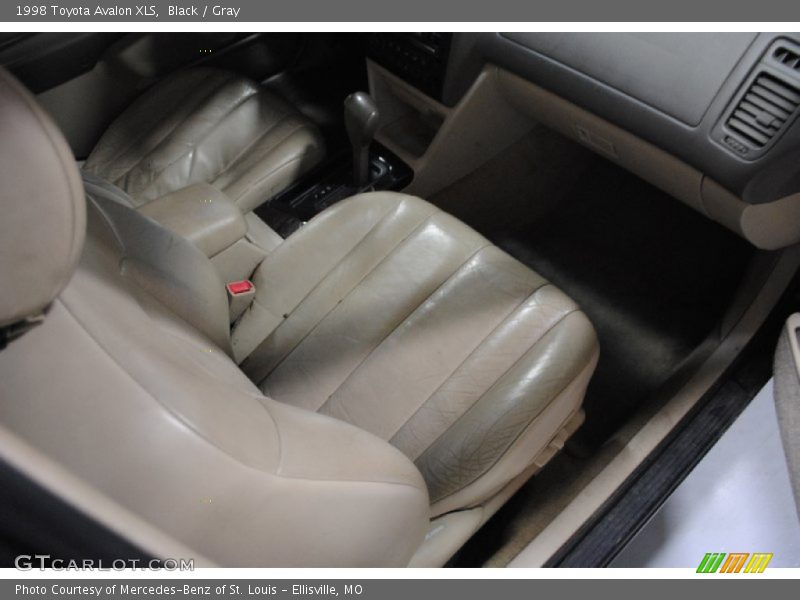 Black / Gray 1998 Toyota Avalon XLS