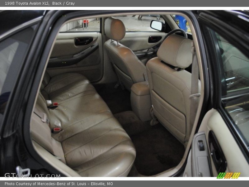 Black / Gray 1998 Toyota Avalon XLS