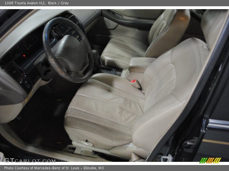 Black / Gray 1998 Toyota Avalon XLS