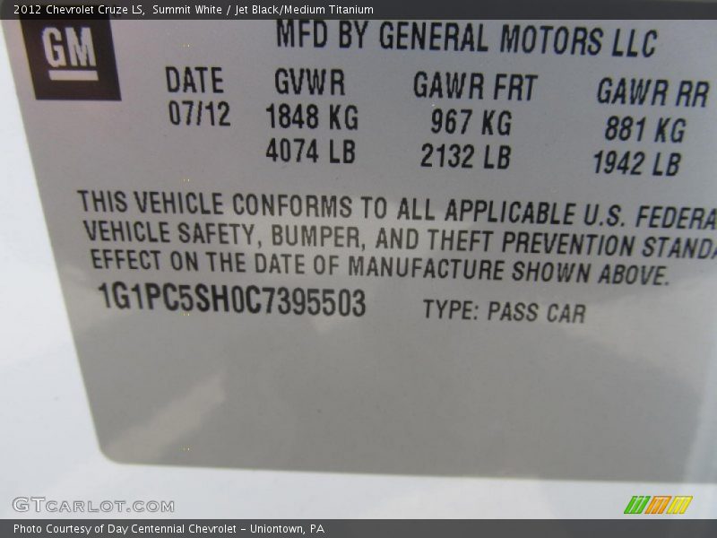 Summit White / Jet Black/Medium Titanium 2012 Chevrolet Cruze LS