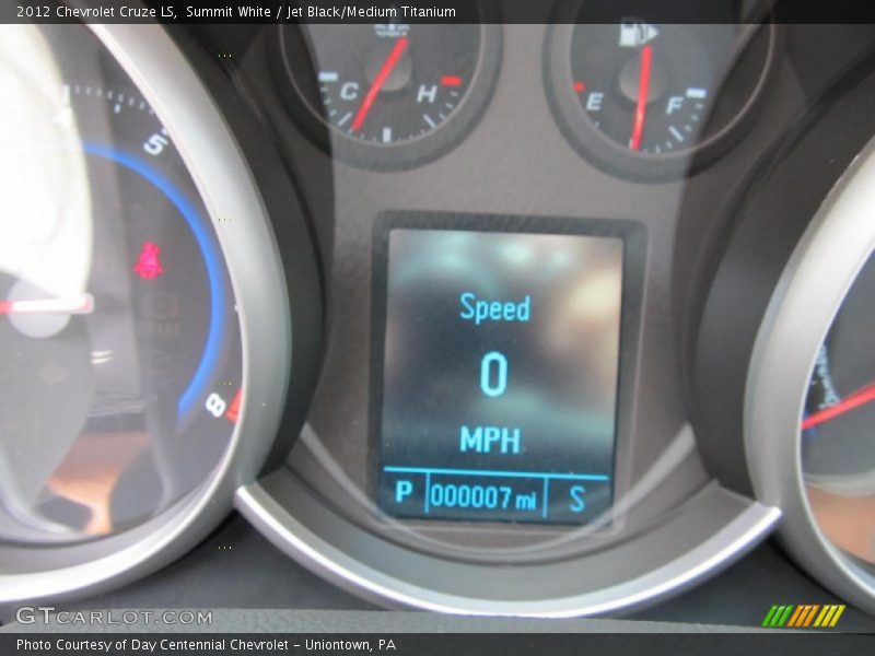 Summit White / Jet Black/Medium Titanium 2012 Chevrolet Cruze LS