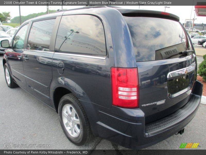 Modern Blue Pearlcoat / Medium Slate Gray/Light Shale 2008 Chrysler Town & Country Touring Signature Series