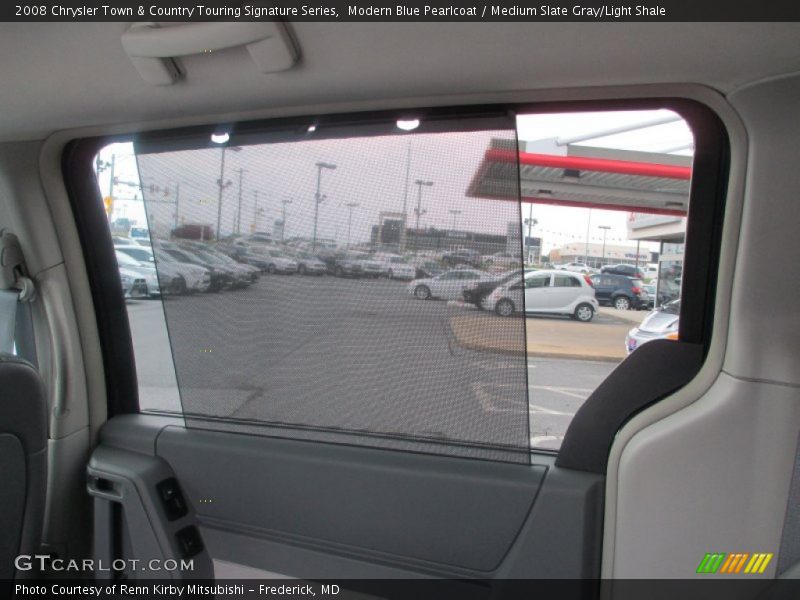 Modern Blue Pearlcoat / Medium Slate Gray/Light Shale 2008 Chrysler Town & Country Touring Signature Series