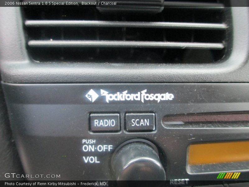 Blackout / Charcoal 2006 Nissan Sentra 1.8 S Special Edition