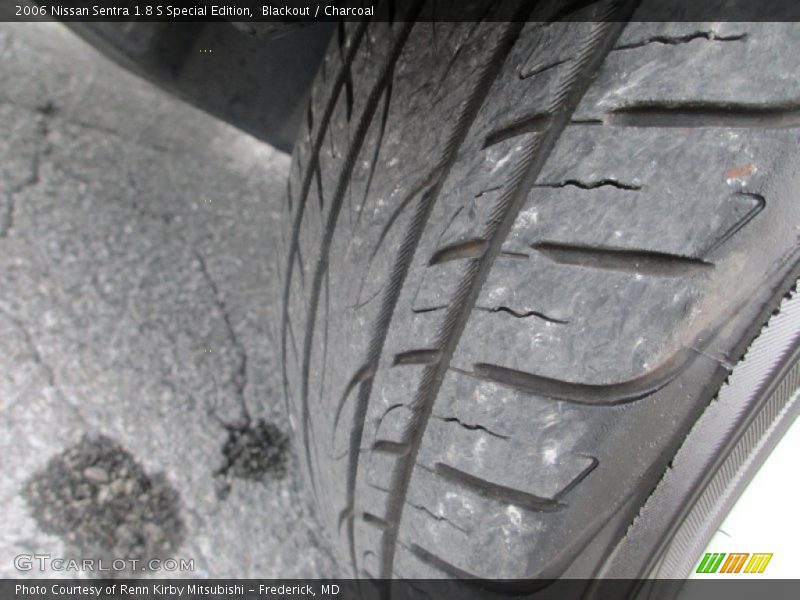 Blackout / Charcoal 2006 Nissan Sentra 1.8 S Special Edition