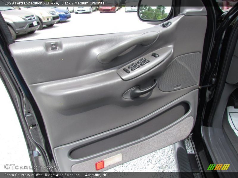 Black / Medium Graphite 1999 Ford Expedition XLT 4x4