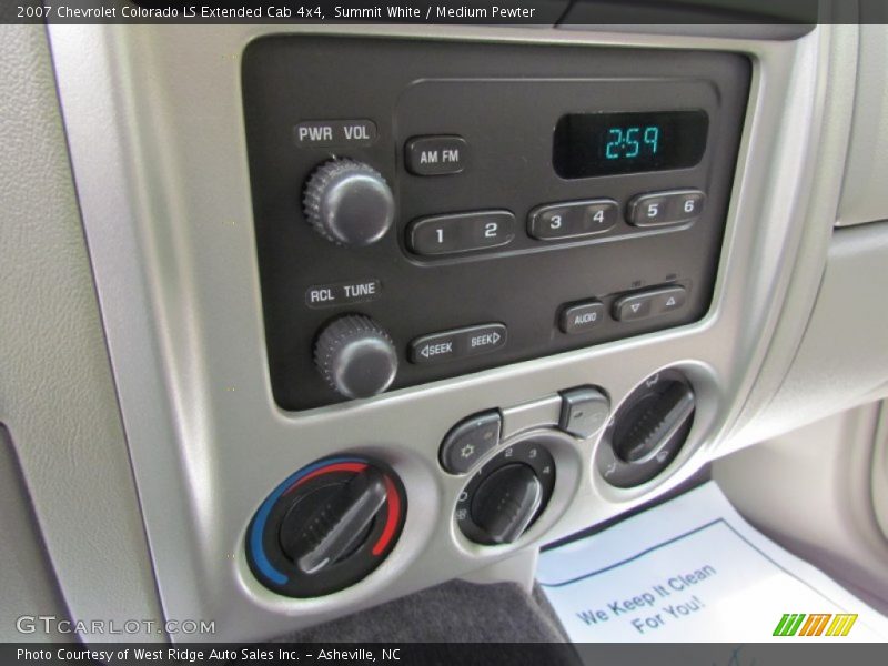 Audio System of 2007 Colorado LS Extended Cab 4x4