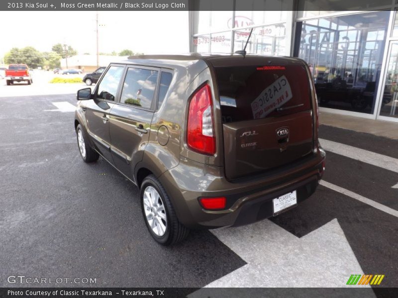 Moss Green Metallic / Black Soul Logo Cloth 2013 Kia Soul +