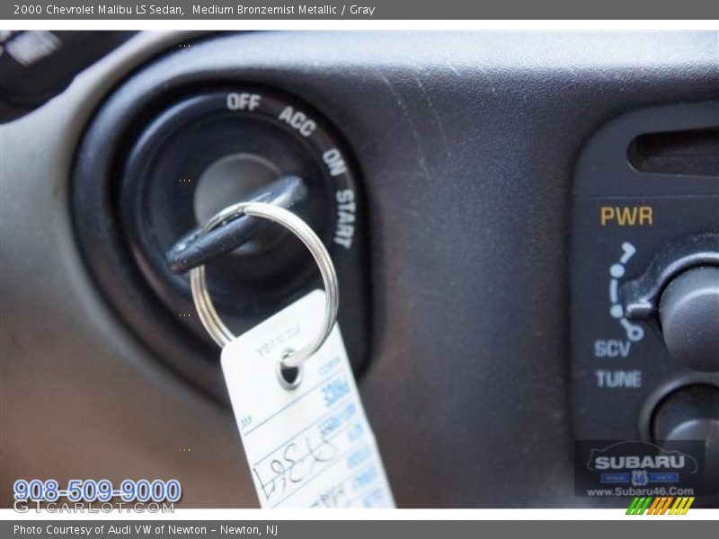Medium Bronzemist Metallic / Gray 2000 Chevrolet Malibu LS Sedan