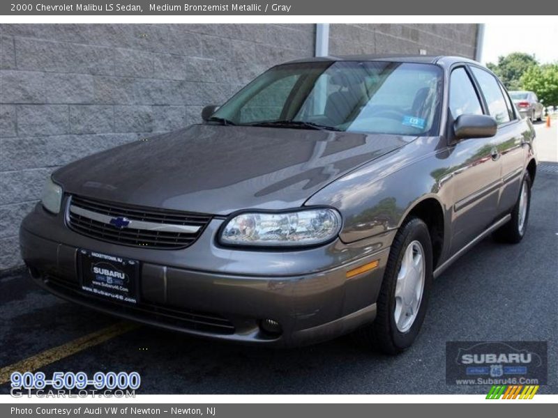 Medium Bronzemist Metallic / Gray 2000 Chevrolet Malibu LS Sedan