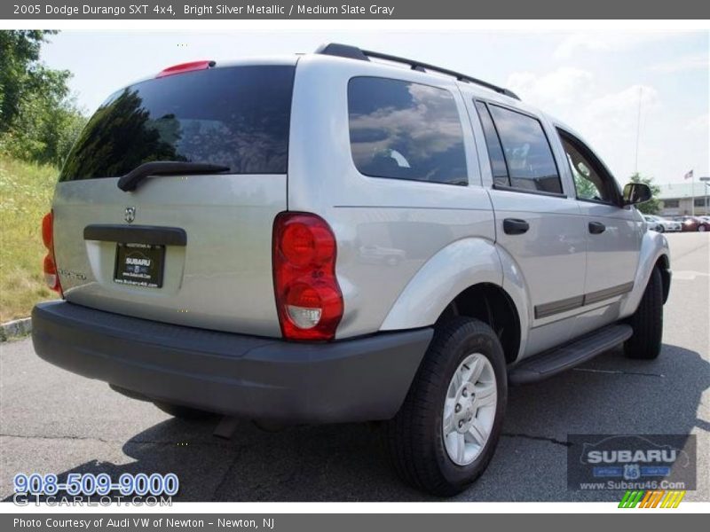 Bright Silver Metallic / Medium Slate Gray 2005 Dodge Durango SXT 4x4