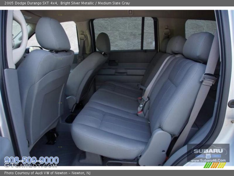 Bright Silver Metallic / Medium Slate Gray 2005 Dodge Durango SXT 4x4