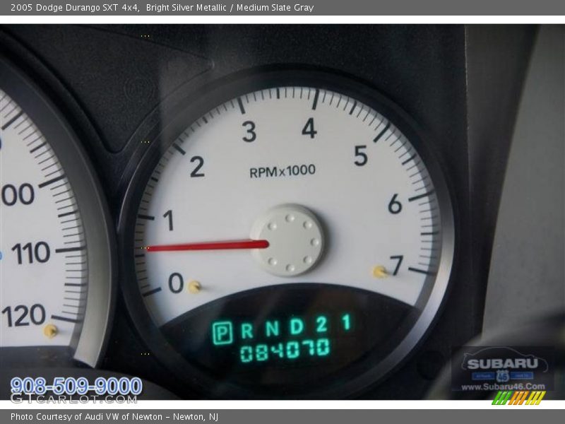 Bright Silver Metallic / Medium Slate Gray 2005 Dodge Durango SXT 4x4