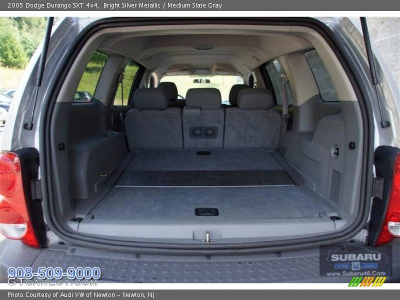 Bright Silver Metallic / Medium Slate Gray 2005 Dodge Durango SXT 4x4