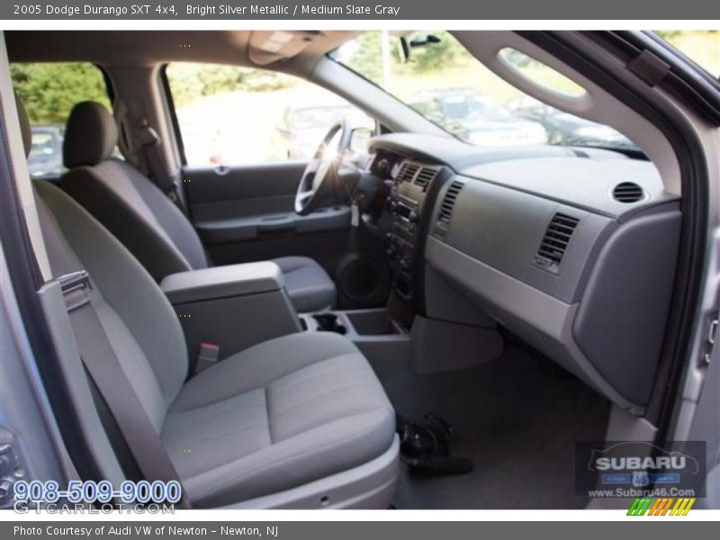 Bright Silver Metallic / Medium Slate Gray 2005 Dodge Durango SXT 4x4