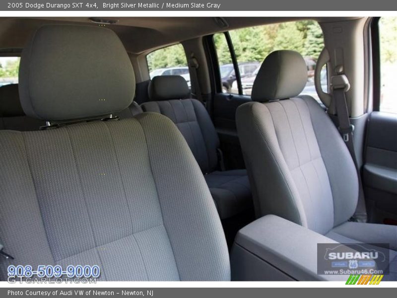 Bright Silver Metallic / Medium Slate Gray 2005 Dodge Durango SXT 4x4