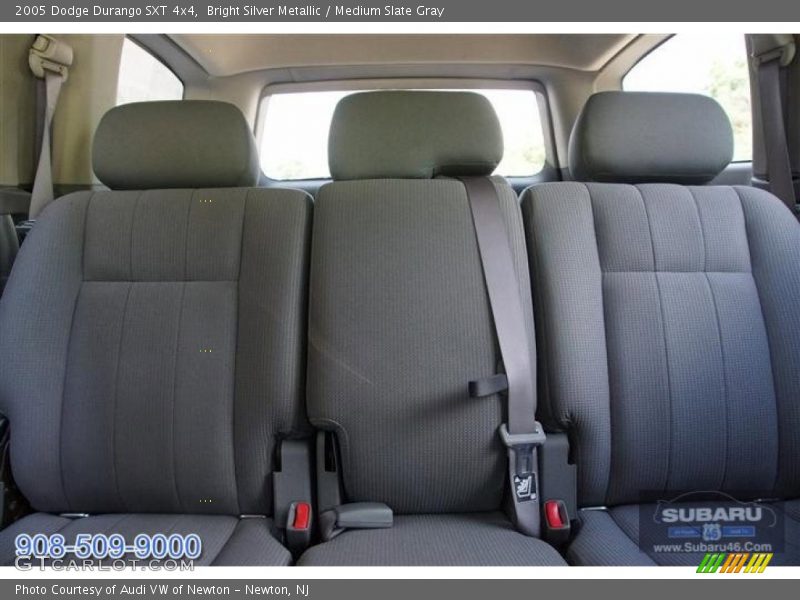 Bright Silver Metallic / Medium Slate Gray 2005 Dodge Durango SXT 4x4