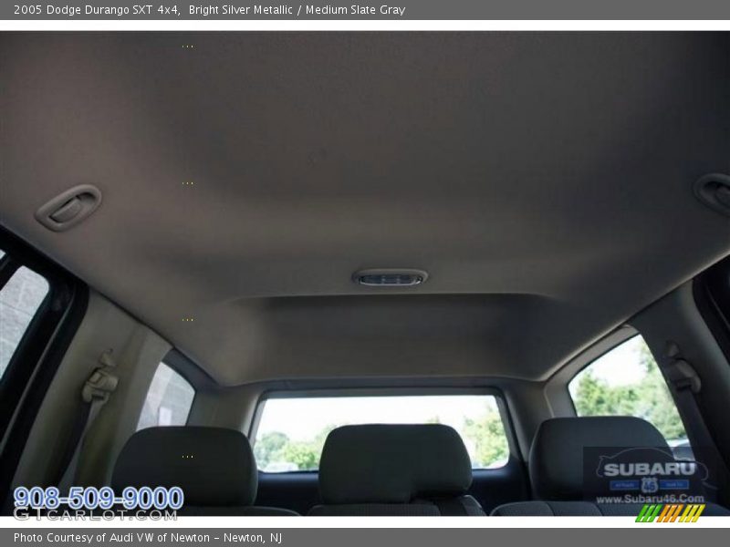 Bright Silver Metallic / Medium Slate Gray 2005 Dodge Durango SXT 4x4