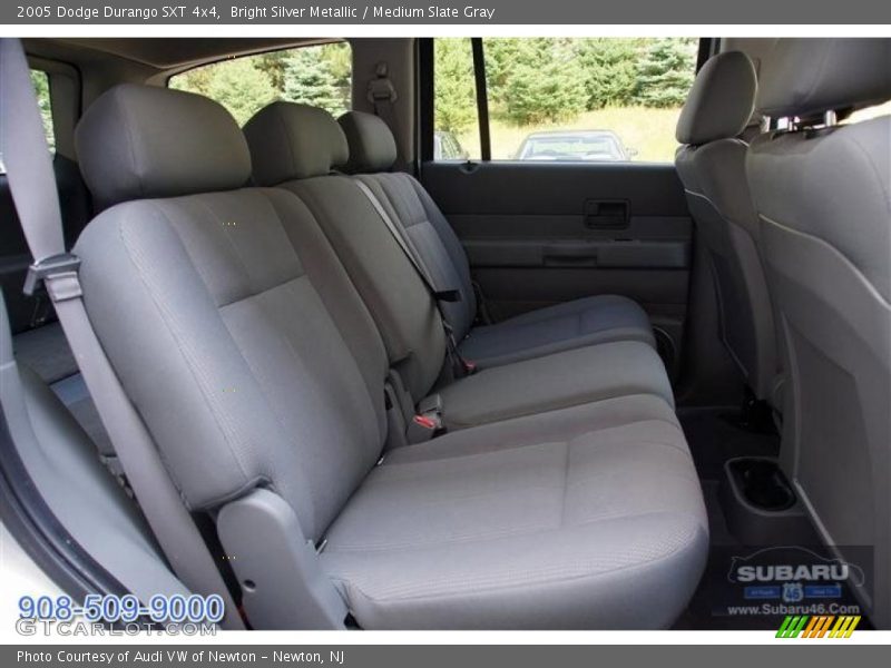 Bright Silver Metallic / Medium Slate Gray 2005 Dodge Durango SXT 4x4