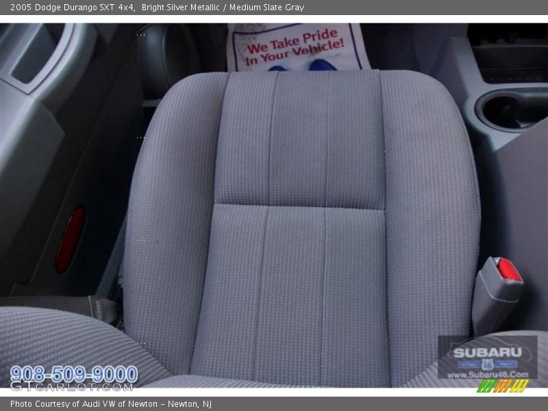 Bright Silver Metallic / Medium Slate Gray 2005 Dodge Durango SXT 4x4