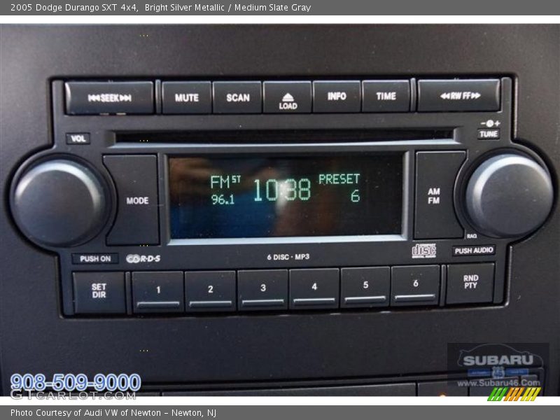 Bright Silver Metallic / Medium Slate Gray 2005 Dodge Durango SXT 4x4